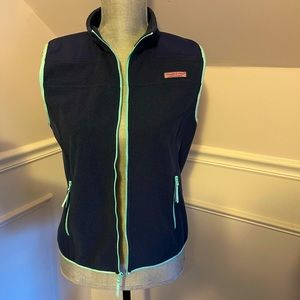 Vineyard Vines Girls XL fleece vest